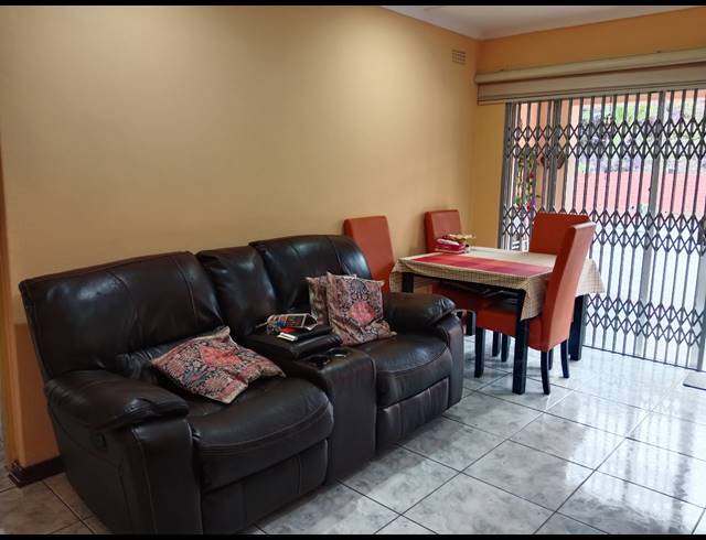 4 BEDROOM HOUSE FOR SALE IN ALLANDALE